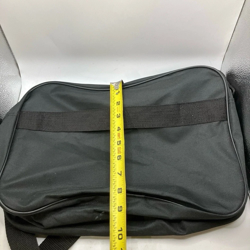 N/A protégé bag